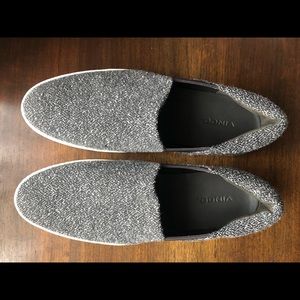 Vince -NEW size 9.5 black & white